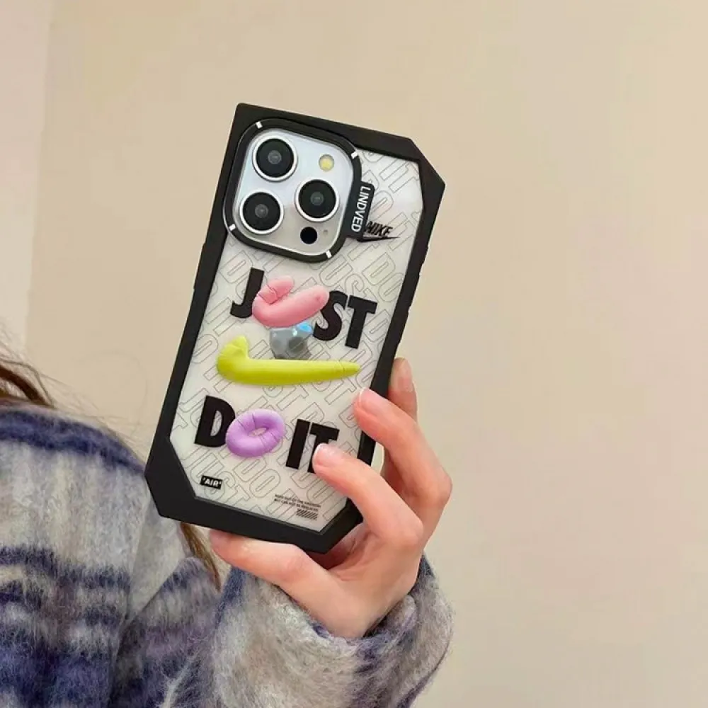 ノースフェイス ナイキ  流行 ファッション  iPhoneケース  スマホケース