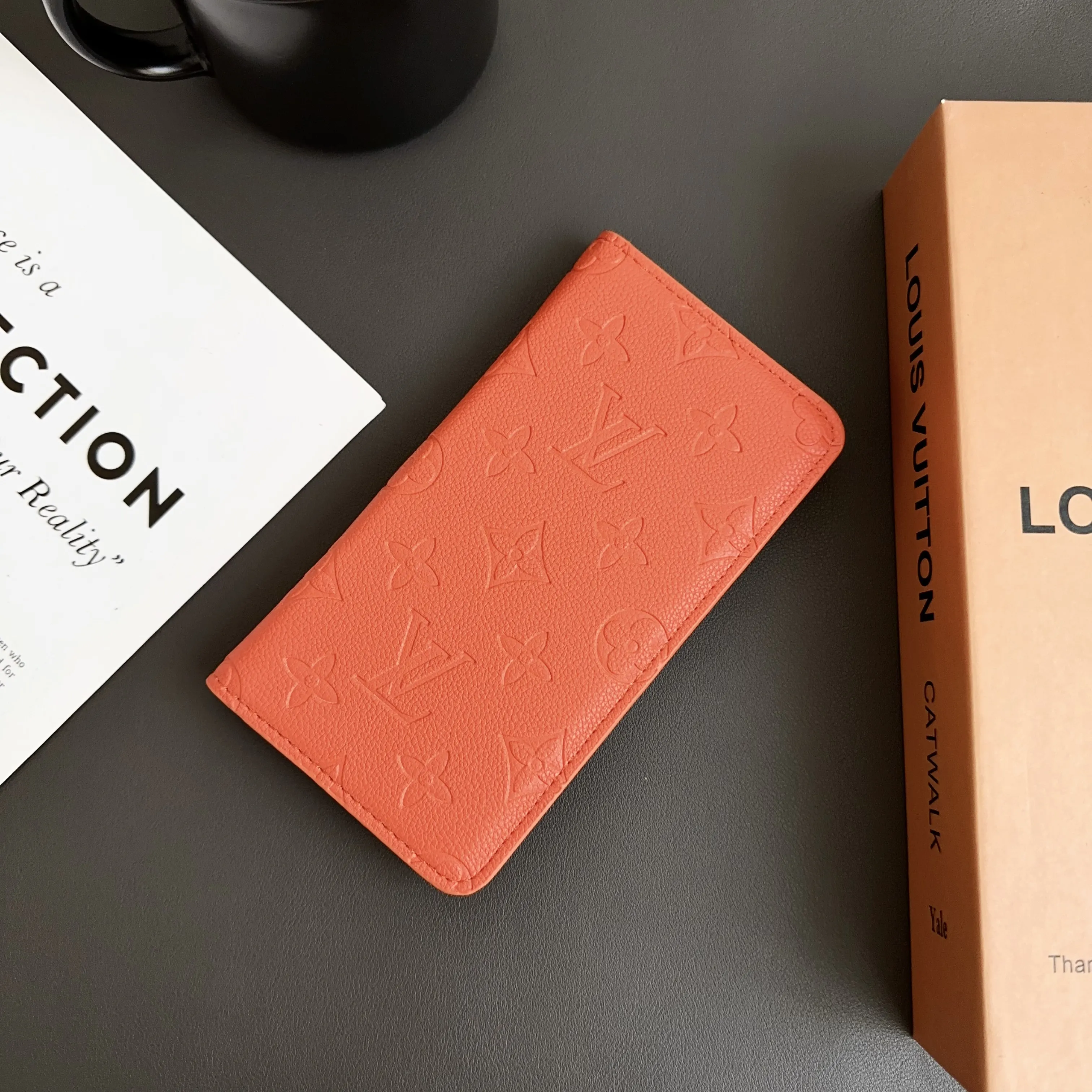 【お買い得商品】 iphone全機種対応  アイフォンケース PUレザー  無地  安心保護  女性大好き スマホケース