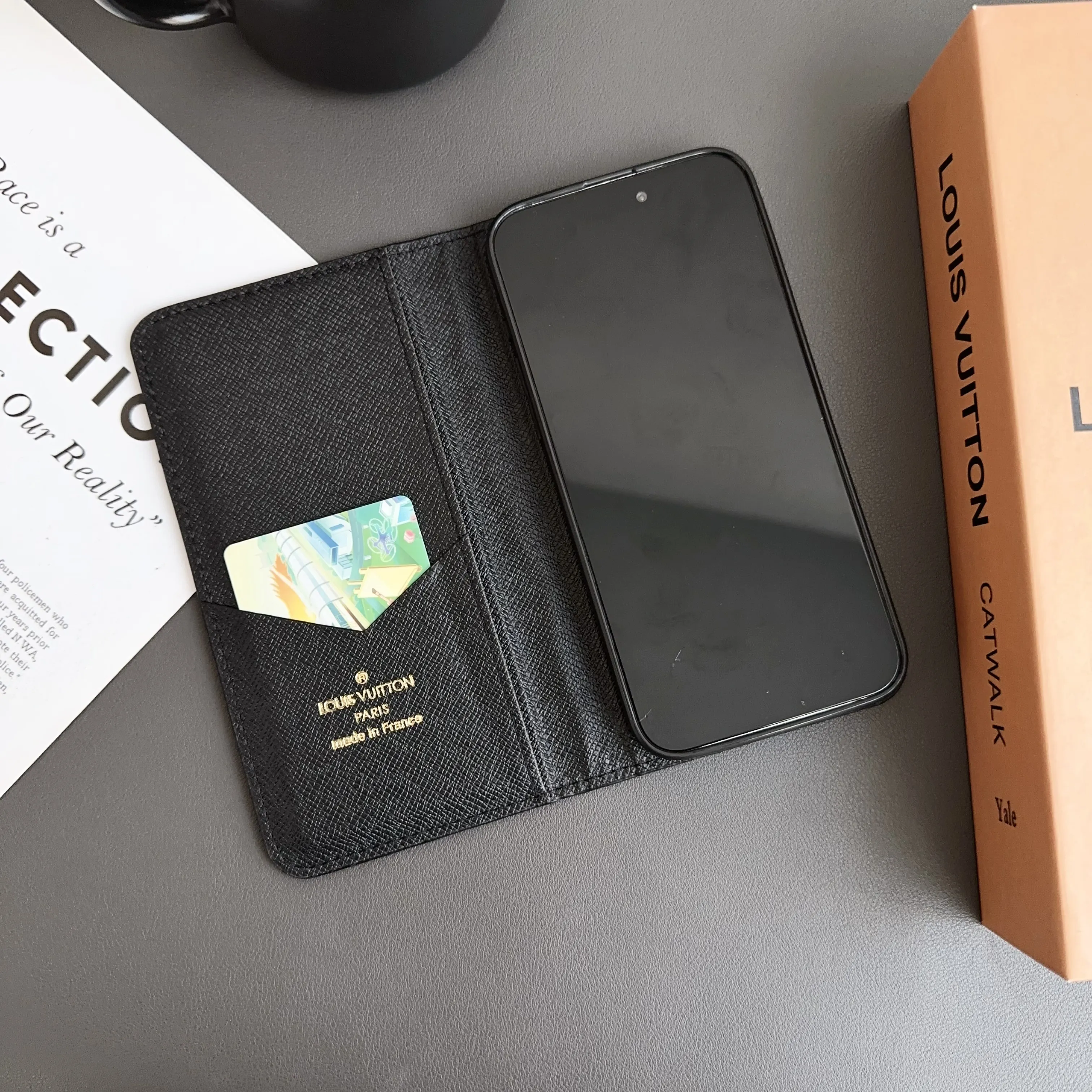 【お買い得商品】 iphone全機種対応  アイフォンケース PUレザー  無地  安心保護  女性大好き スマホケース