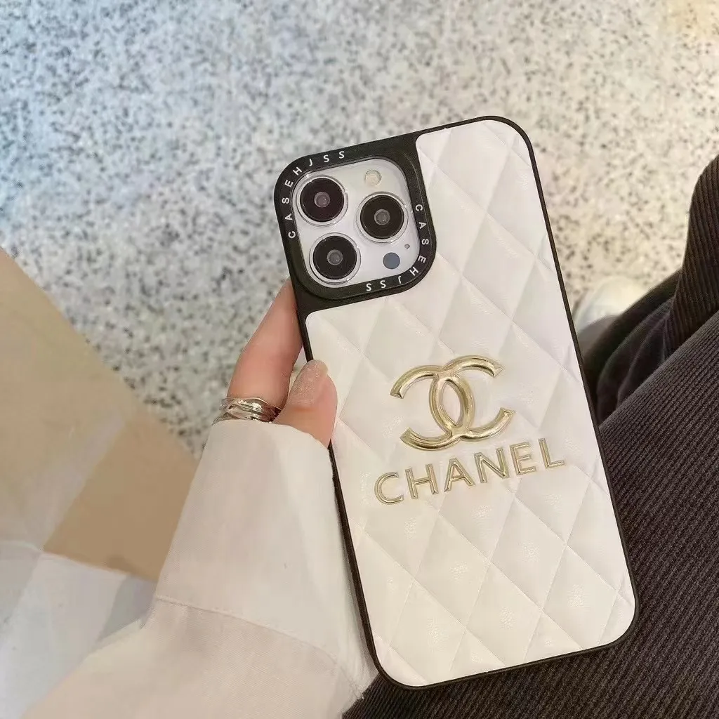 【気質満載】IPHONE ケース iphone全機種 アイフォン用 PUレザー カメラ保護 無地