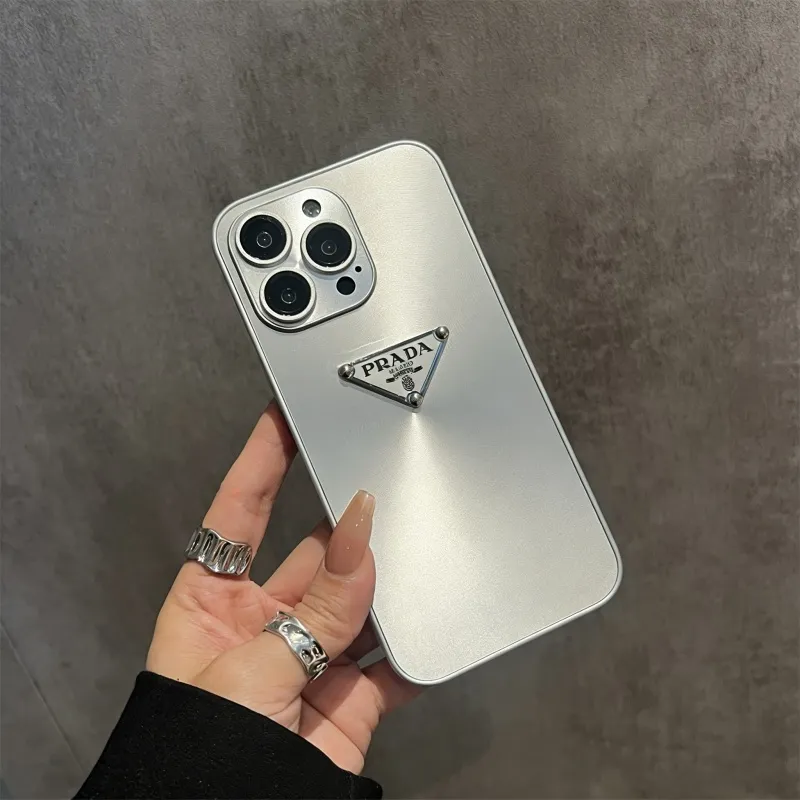 大人気 シンプル マット加工 おしゃれ 個性派 高級感 スマホケース