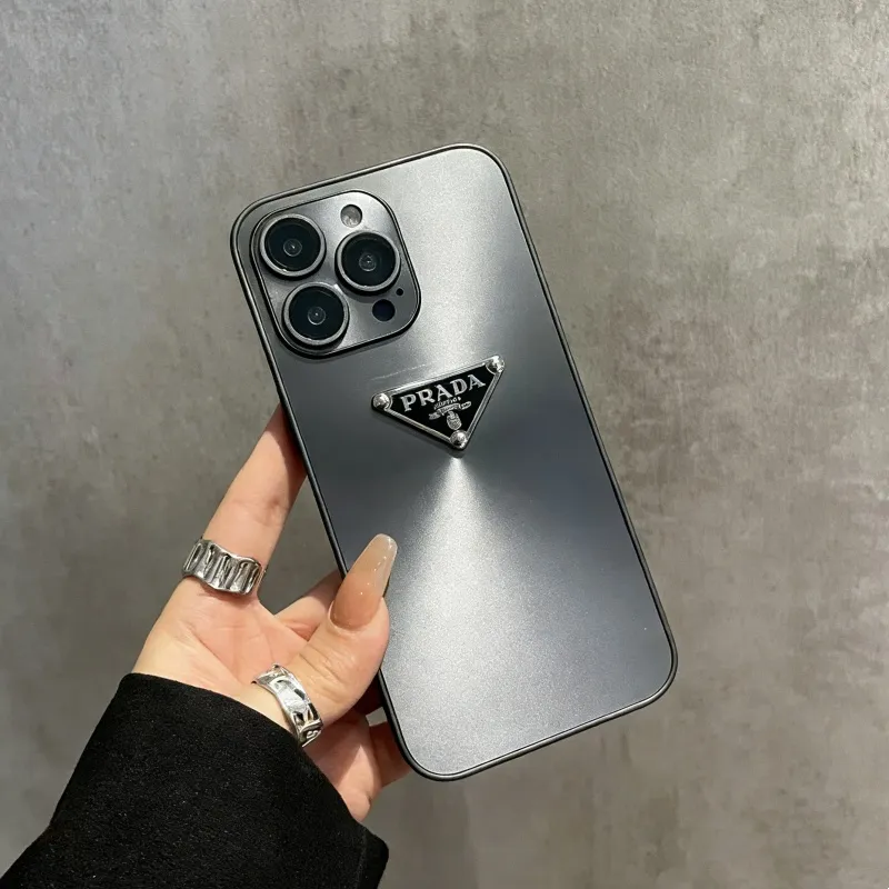 大人気 シンプル マット加工 おしゃれ 個性派 高級感 スマホケース